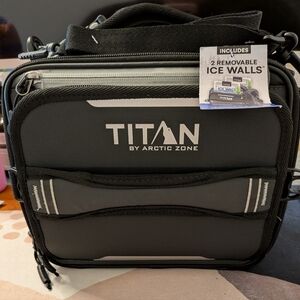 Titan By Artic Zone Black & Grey Lunch Bag with Ice Walls